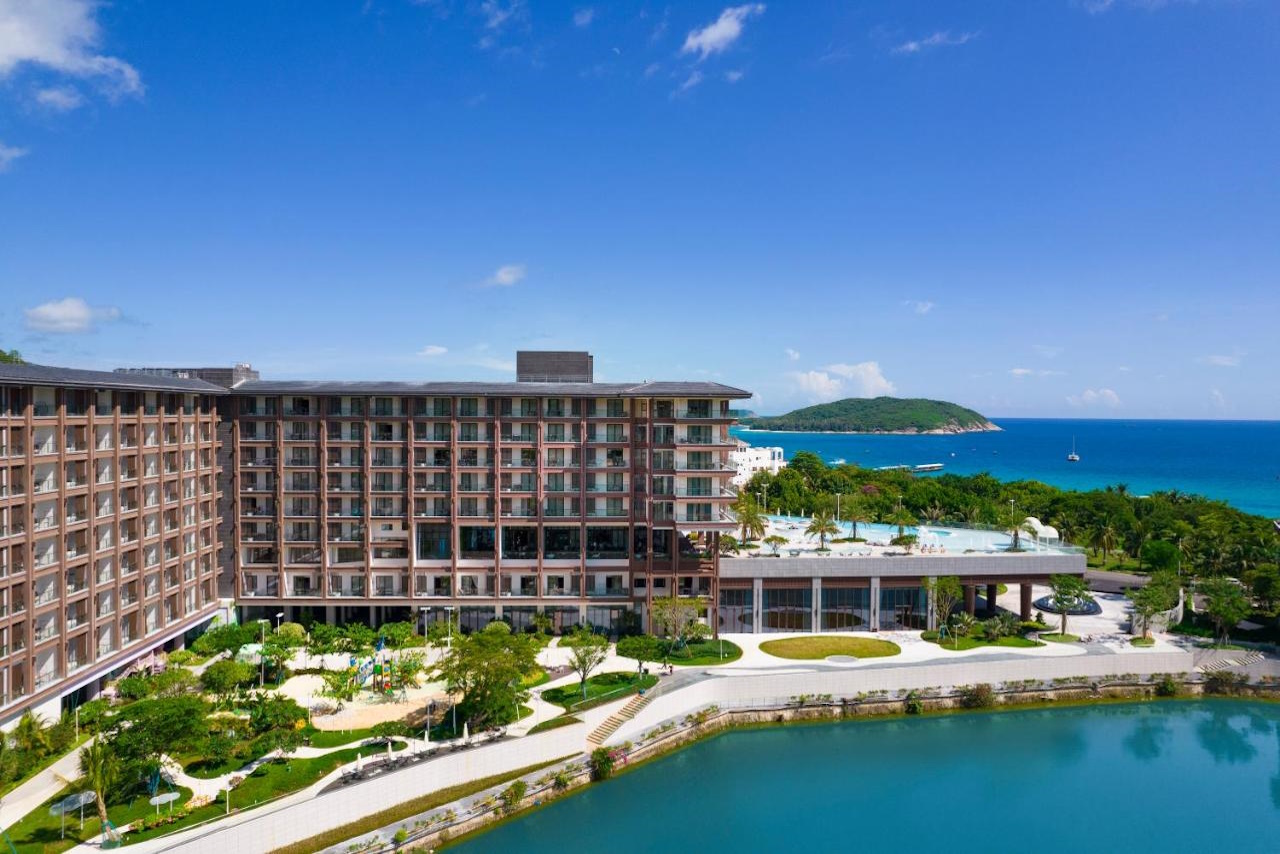 Hualuxe Hotels and Resorts Санья
