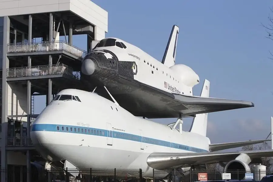 NASA Flugzeug mit Space Shuttle – Highlight für Gäste des Reside Houston Downtown Wyndham