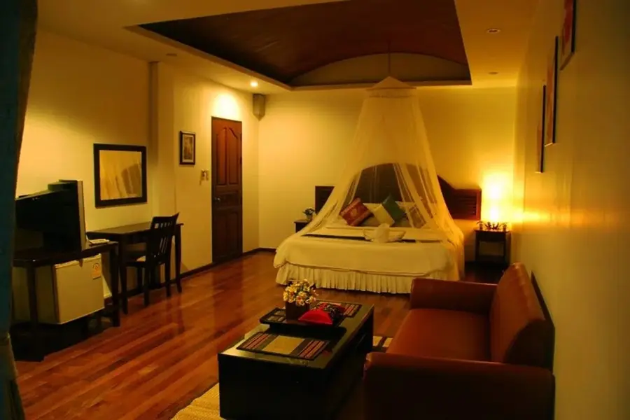 Nawaporn Place Phuket
